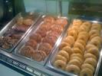 Cinnamon Rolls and Glazed - Picture of Daylight Donuts, Berryville ...