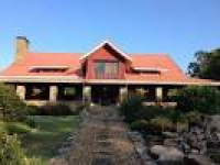 Front of the inn - Picture of Hilltop Manor Bed & Breakfast, Hot ...