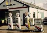 347 best Vintage gas stations and signs images on Pinterest | Gas ...