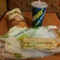 Subway - 11 Photos & 17 Reviews - Sandwiches - 2211 Palo Verde Ave ...