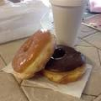 Capitol Donuts - 16 Photos & 19 Reviews - Donuts - 1221 W March Ln ...