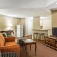 Econo Lodge Inn & Suites - 72 Photos & 18 Reviews - Hotels - 605 ...