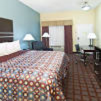 Hotels Near Caldwell Zoo - Book The Closest Hotels