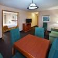Holiday Inn Express Hotel & Suites Chicago-Midway Airport - 27 ...