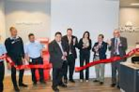 Region's first Xfinity retail store opens in Oak Brook ...