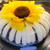 Nothing Bundt Cakes - 48 Photos & 77 Reviews - Bakeries - 421 Town ...