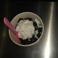 Yumz Gourmet Frozen Yogurt - 19 Photos & 35 Reviews - Ice Cream ...