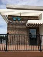 Book Waterfront Hotel and Marina in McHenry | Hotels.com