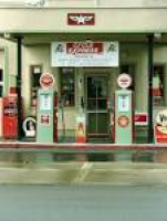 965 best Old Gas Stations images on Pinterest | Gas pumps, Old gas ...