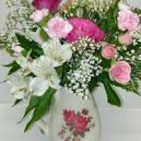 About Hinckley Floral, Hours & Delivery in Hinckley IL