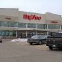 Hy-Vee - Central Rock Island - 2930 18th Ave