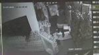 Video: Burglar enters through roof of Mobil gas station, police ...