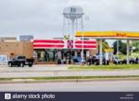 Shell Petrol Gas Station Stations Stock Photos & Shell Petrol Gas ...