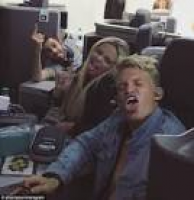 Cody Simpson jets off to Rio with younger sister Alli | Daily Mail ...