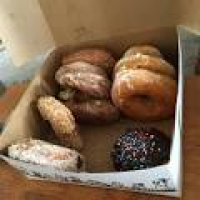 Hole In One Bakery & Coffee Shop - 26 Photos & 84 Reviews - Donuts ...