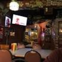 Huddle Bar & Grill - Bar in Almont