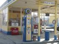 Atlantic Richfield Gas Station built in 1934. | Old Gas Stations ...