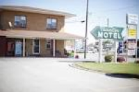 Travelier Motel - Macon, MO - Booking.com