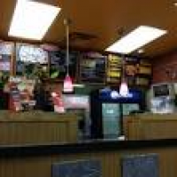 Pizza Hut - 32 Reviews - Pizza - 3907 Main St, Kansas City, MO ...