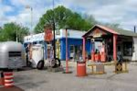 Eccentric Roadside: Fill 'er up with nostalgia: Shea's Gas Station ...