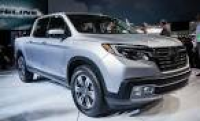 2017 Honda Ridgeline Pictures | Photo Gallery | Car and Driver