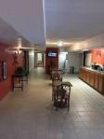 Book Luxury Inn & Suites in Lincoln | Hotels.com