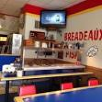 Breadeaux Pizza - Pizza - 214 S Main St, Palmyra, MO - Restaurant ...