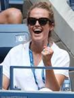 Andy Murray is supported by wife Kim Sears at US Open | Daily Mail ...