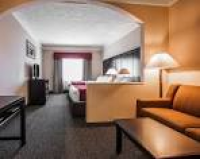 Hotel Comfort Suites Clackamas, OR - Booking.com
