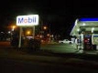 220px-Mobil_gas_station.JPG