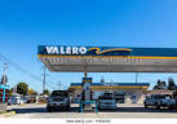 Valero Gas Station Stock Photos & Valero Gas Station Stock Images ...