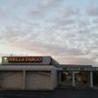 Wells Fargo Bank - Banks & Credit Unions - 42 S Claybrook St, Med ...