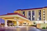 Book La Quinta Inn & Suites Memphis Airport/Graceland Area in ...