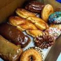Dona Queen Donut & Deli - 22 Photos & 33 Reviews - Donuts - 2445 ...