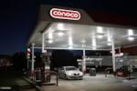 Photos et images de A ConocoPhillips Gas Station Ahead Of Earnings ...