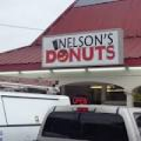 Nelson's Donuts - 10 Photos & 17 Reviews - Donuts - 813 E McNeese ...