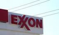 Exxon, investors huddle on climate data as proxy deadline looms