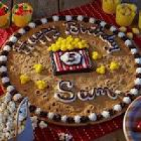 About Our Cookie Cakes | Great American Cookies