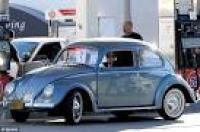 Ewan McGregor takes his classic VW Beetle for a spin around Los ...
