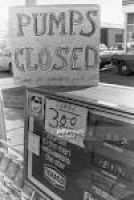 Pumps Closed' Sign on Gas Pump During Energy Crisis Pictures ...