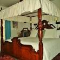 Black Lantern Inn - 23 Photos - Bed & Breakfast - 1526 Franklin Rd ...