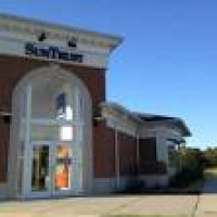 Suntrust Bank - Banks & Credit Unions - 2500 Nimmo Pkwy, Virginia ...