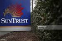 A SunTrust Banks Inc. Branch Ahead Of Earnings Figures Photos and ...