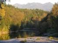 Snoqualmie River in Fall City - Picture of Fall City, Washington ...