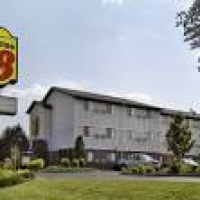 Super 8 Milwaukee - Airport - 15 Reviews - Hotels - 5253 S Howell ...
