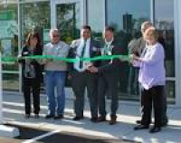 Associated Bank celebrates grand opening of new Oak Creek Drexel ...